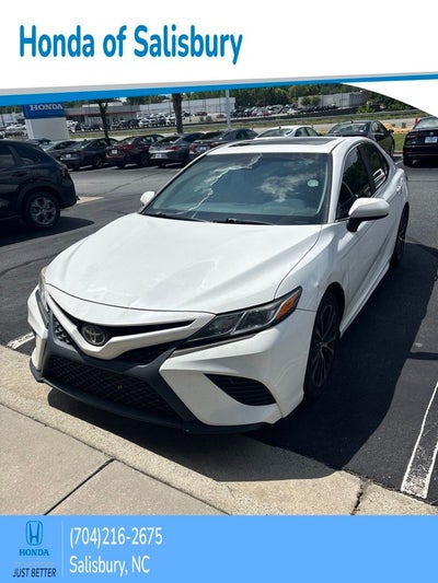 2018 Toyota Camry SE