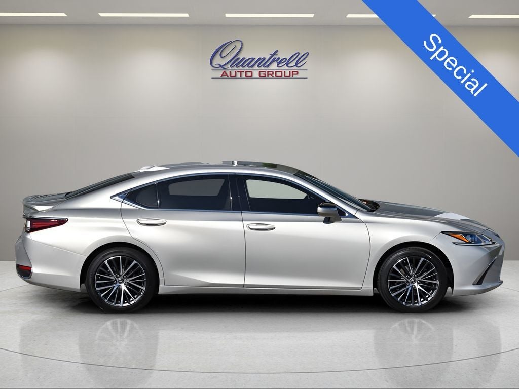2023 Lexus ES 300h