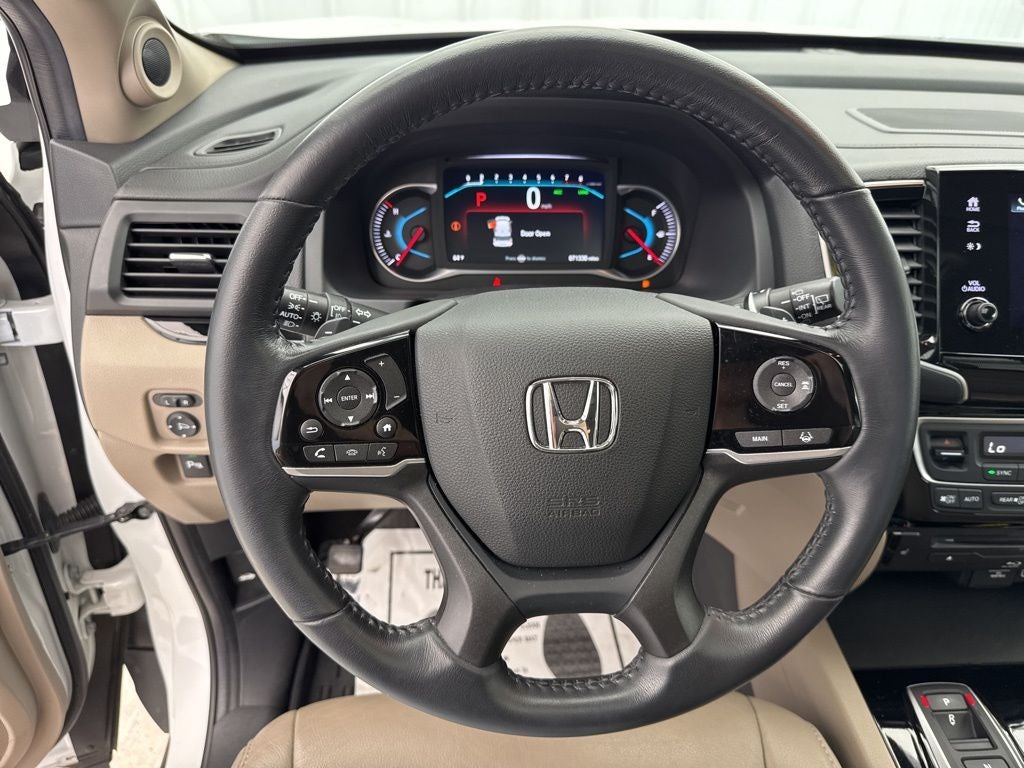 2022 Honda Pilot Touring 8 Passenger