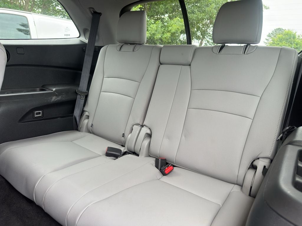 2021 Honda Pilot Touring 8 Passenger