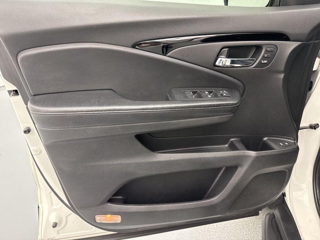 2019 Honda Passport Elite