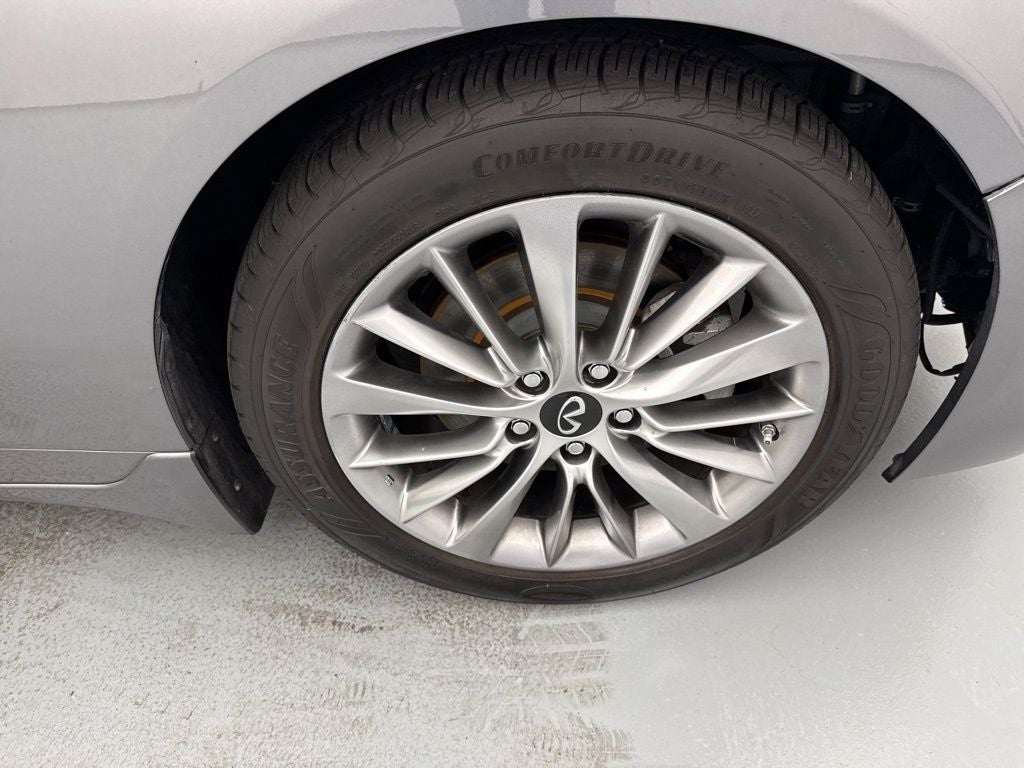 2023 INFINITI Q50 LUXE