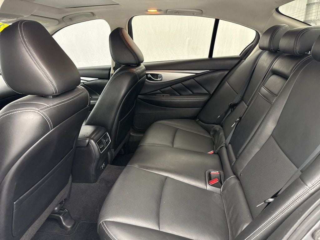 2023 INFINITI Q50 LUXE
