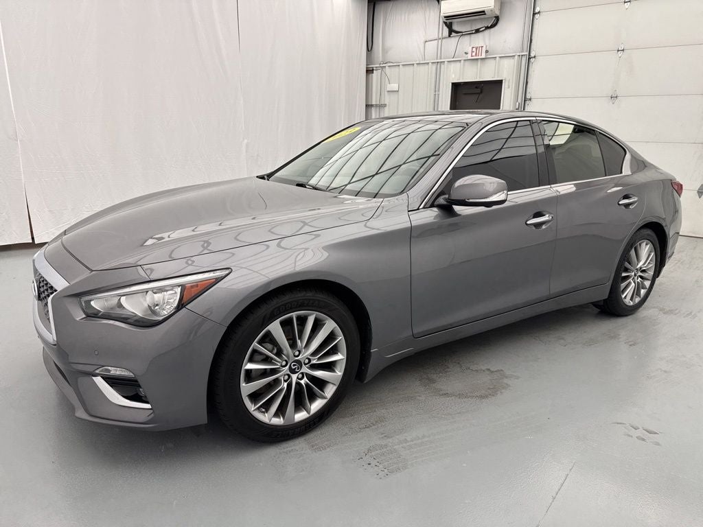 2023 INFINITI Q50 LUXE