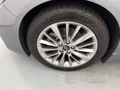2023 INFINITI Q50 LUXE