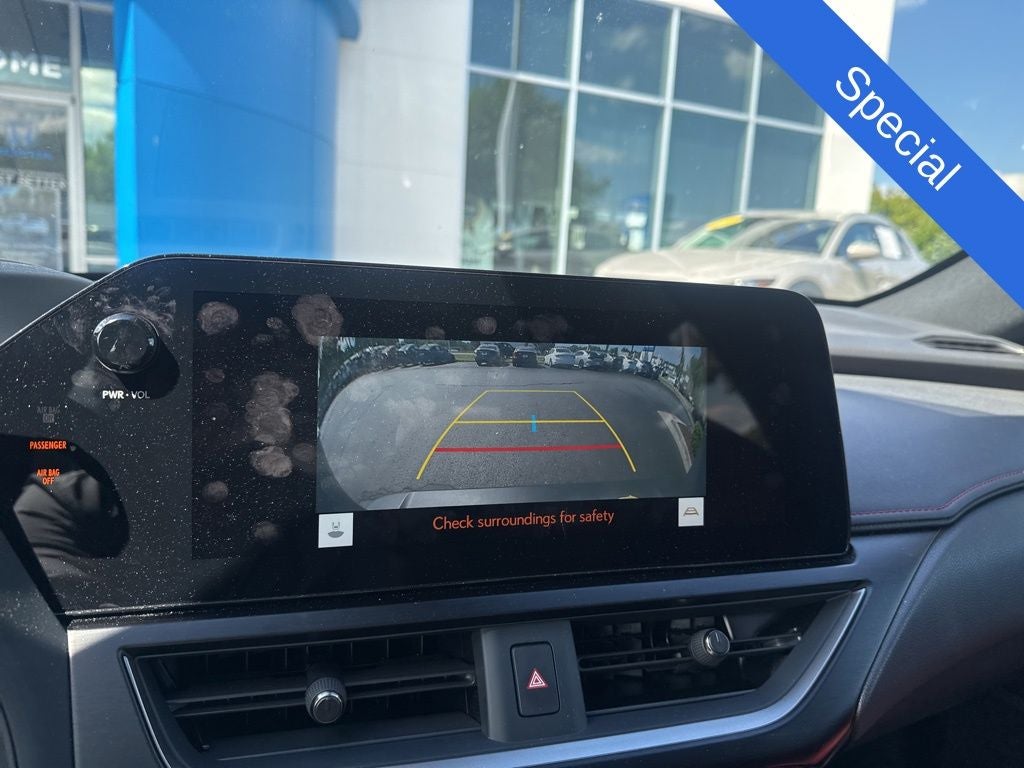 2024 Lexus UX UX 250h F SPORT Handling