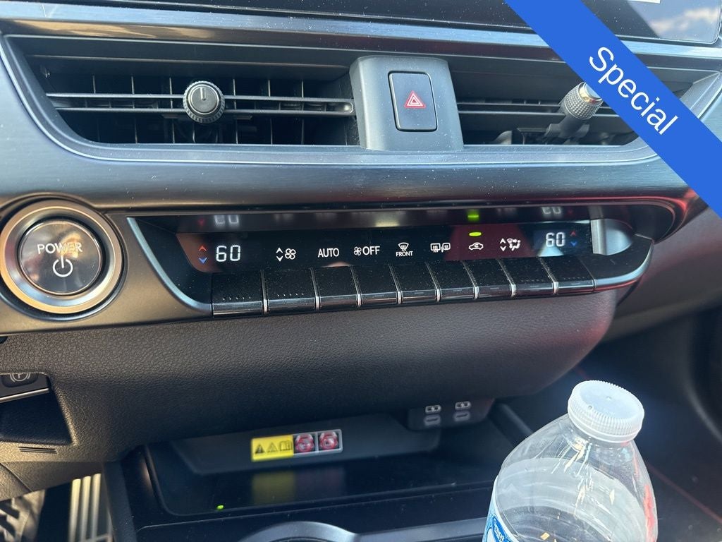 2024 Lexus UX UX 250h F SPORT Handling