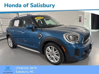 2024 MINI Cooper S Countryman Iconic