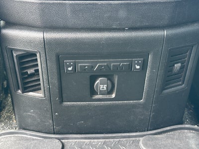 2019 RAM 1500 Classic Laramie