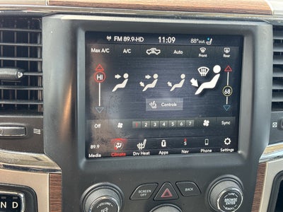 2019 RAM 1500 Classic Laramie