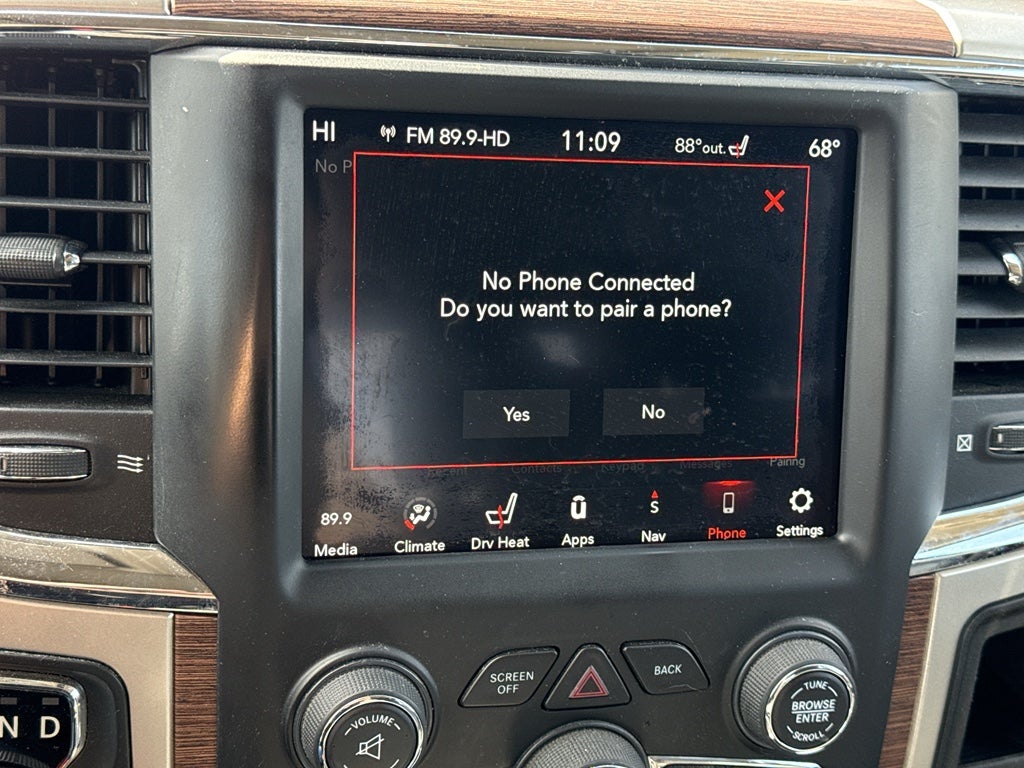 2019 RAM 1500 Classic Laramie