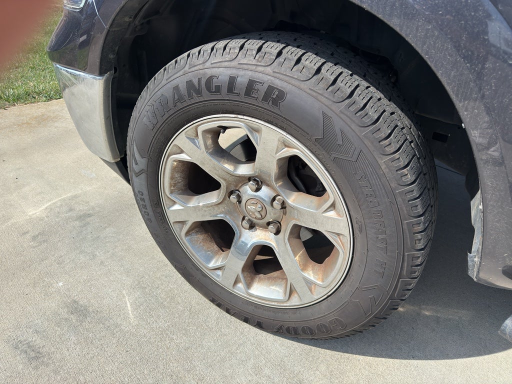 2019 RAM 1500 Classic Laramie