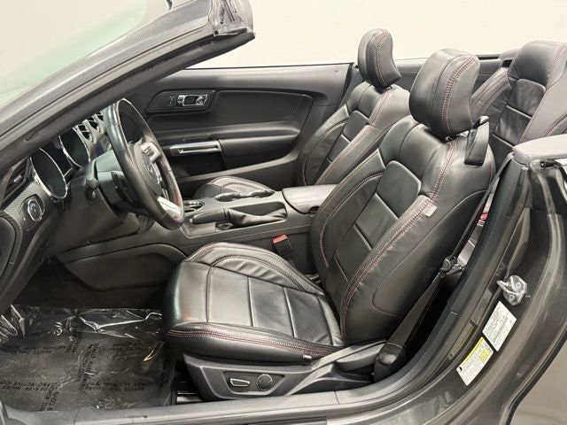 2015 Ford Mustang V6