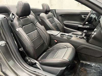 2015 Ford Mustang V6