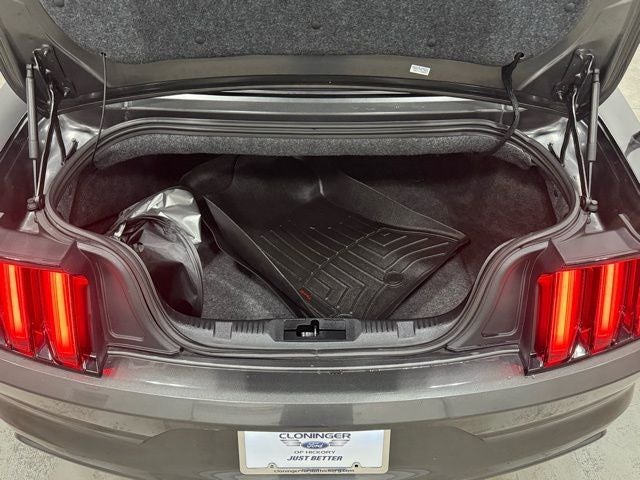 2015 Ford Mustang V6