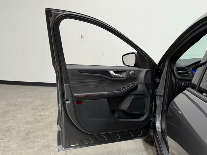 2026 Ford Escape Hybrid ST-Line Select