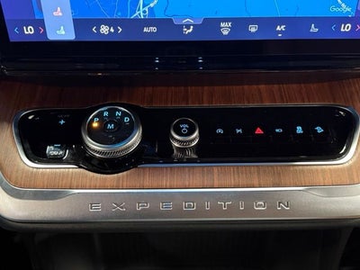 2027 Ford Expedition King Ranch