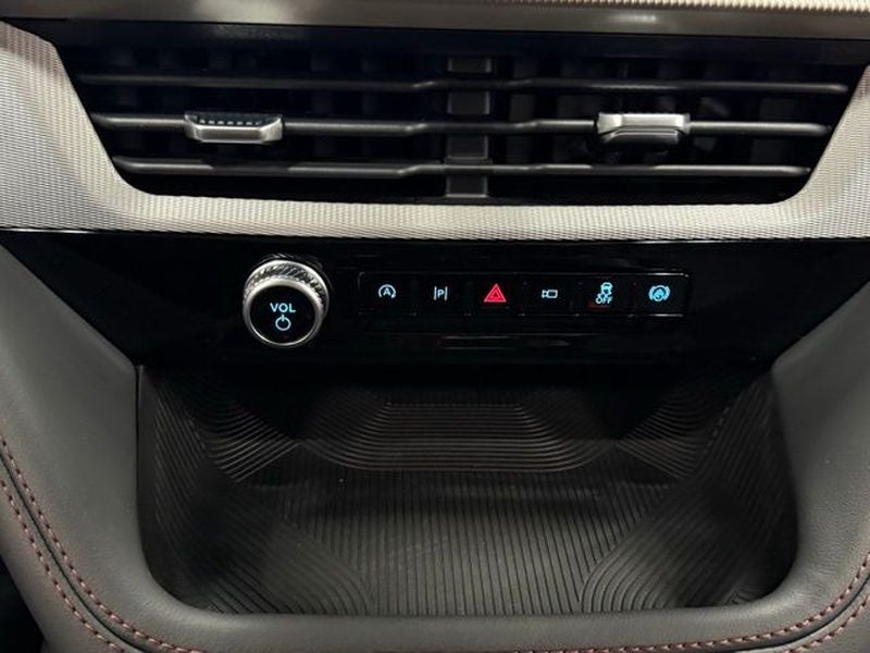 2026 Ford Explorer Active (200A)