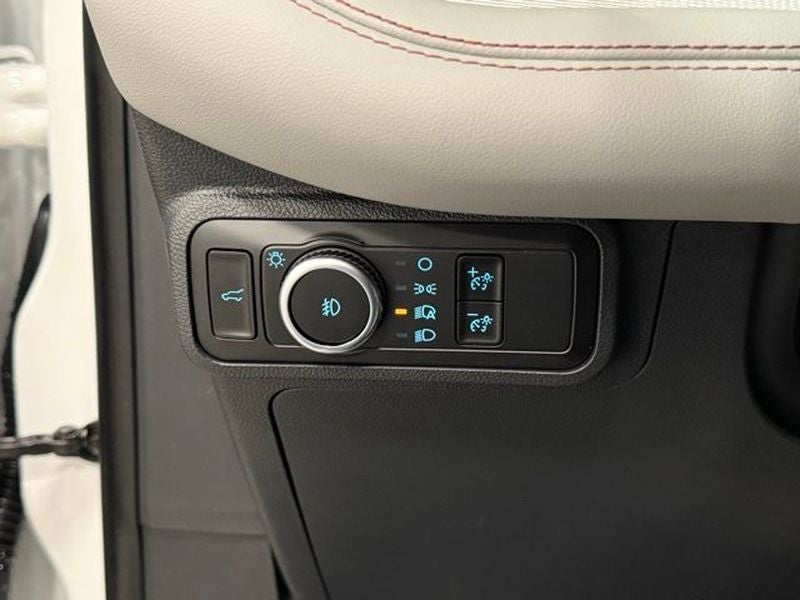 2026 Ford Explorer Active (200A)