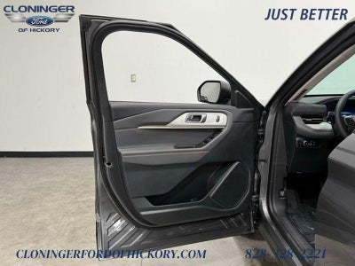 2026 Ford Explorer Active (200A)