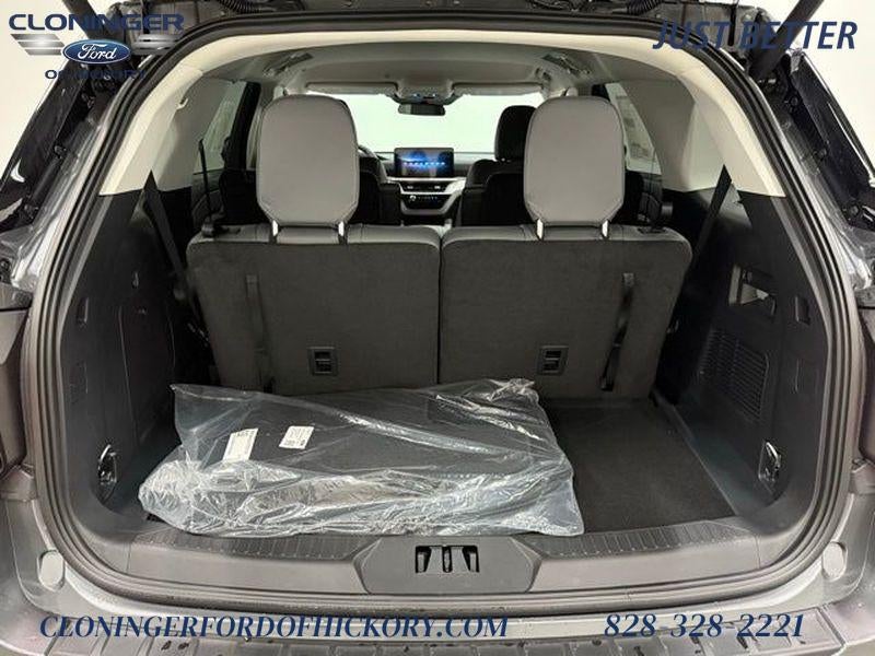 2026 Ford Explorer Active (200A)