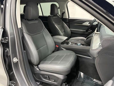 2026 Ford Explorer Active (200A)