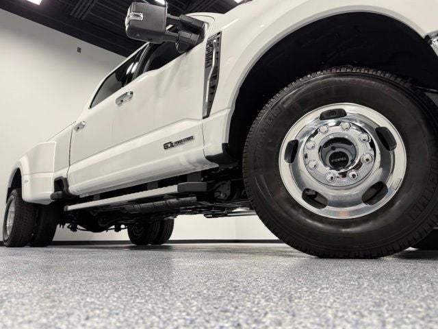 2026 Ford F-350SD Lariat DRW