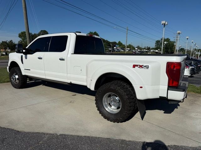 2022 Ford F-350SD Platinum
