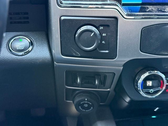 2022 Ford F-350SD Platinum