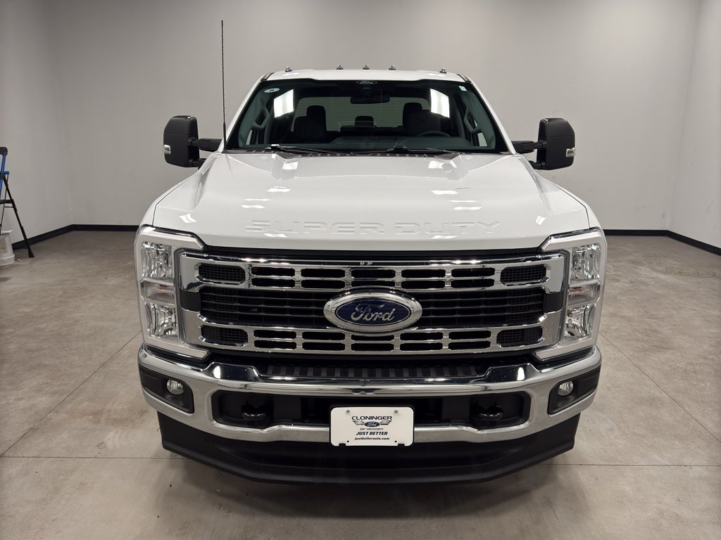 2025 Ford F-350 XLT