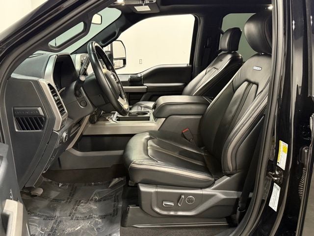 2022 Ford F-450SD Platinum DRW