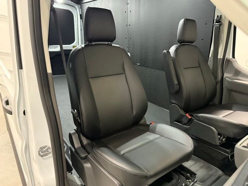 2025 Ford Transit Van Base