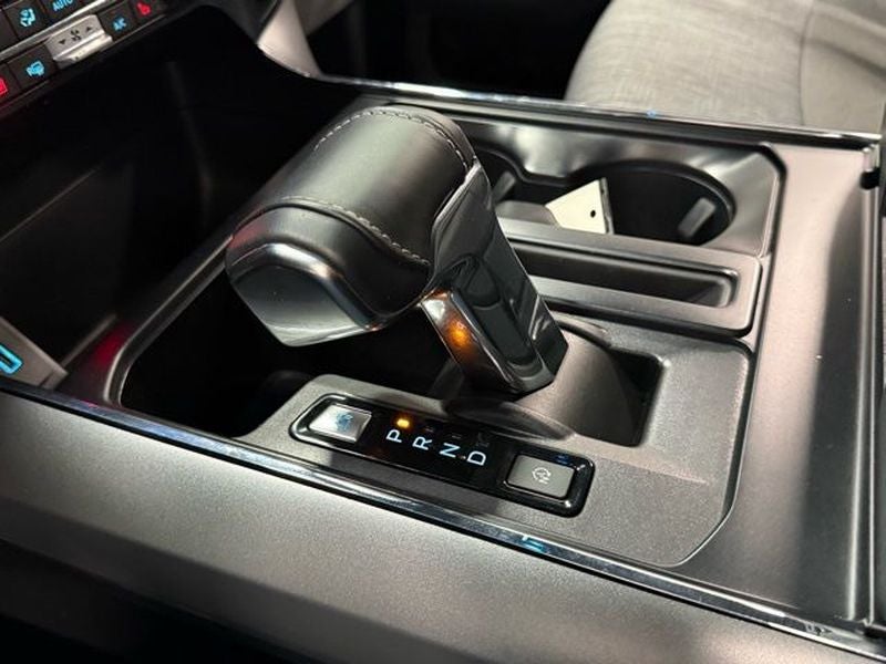 2023 Ford F-150 Lightning XLT