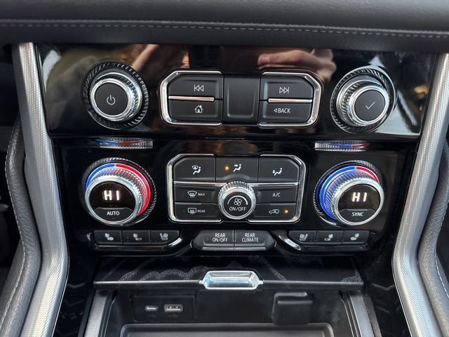 2022 GMC Yukon XL Denali