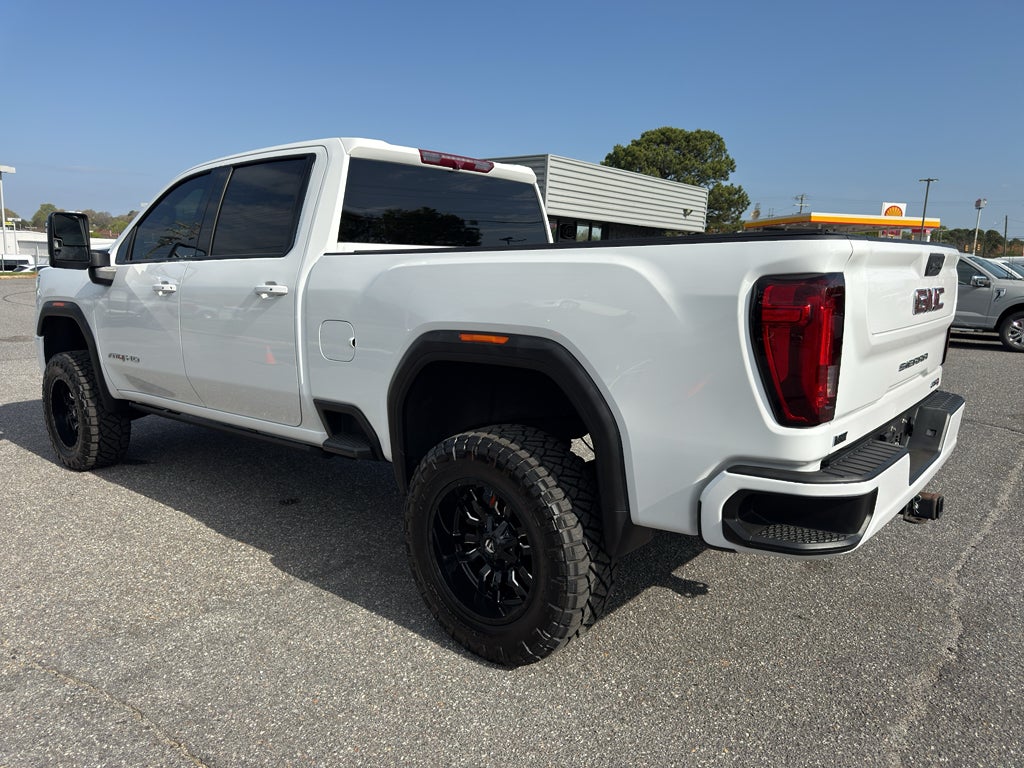 2023 GMC Sierra AT4
