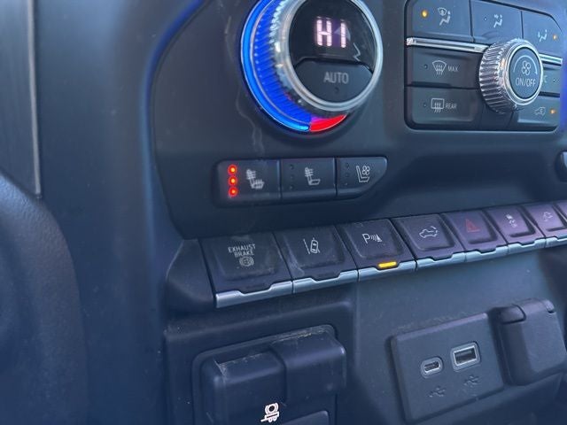 2023 GMC Sierra 2500HD Denali