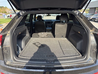 2023 Volkswagen Atlas Cross Sport 2.0T SE