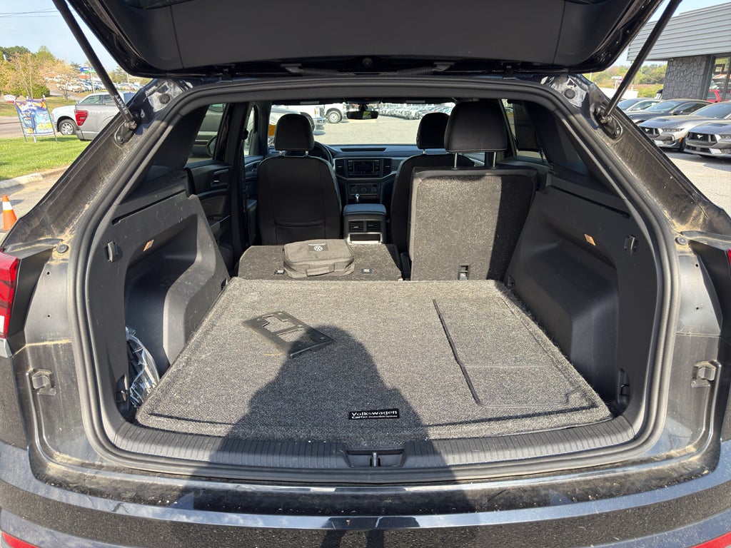 2023 Volkswagen Atlas Cross Sport 2.0T SE