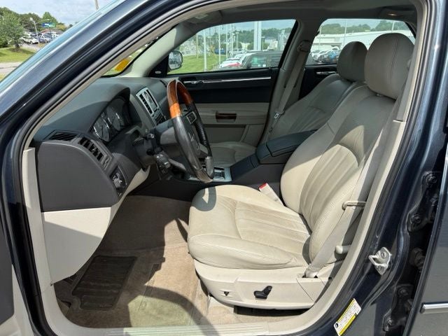 2007 Chrysler 300C Base