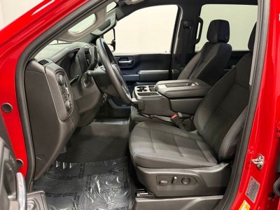 2025 Chevrolet Silverado Custom