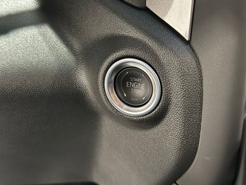 2025 Chevrolet Silverado Custom