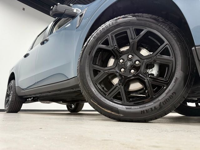 2025 Ford Maverick XLT BLACK APPEARANCE PKG.