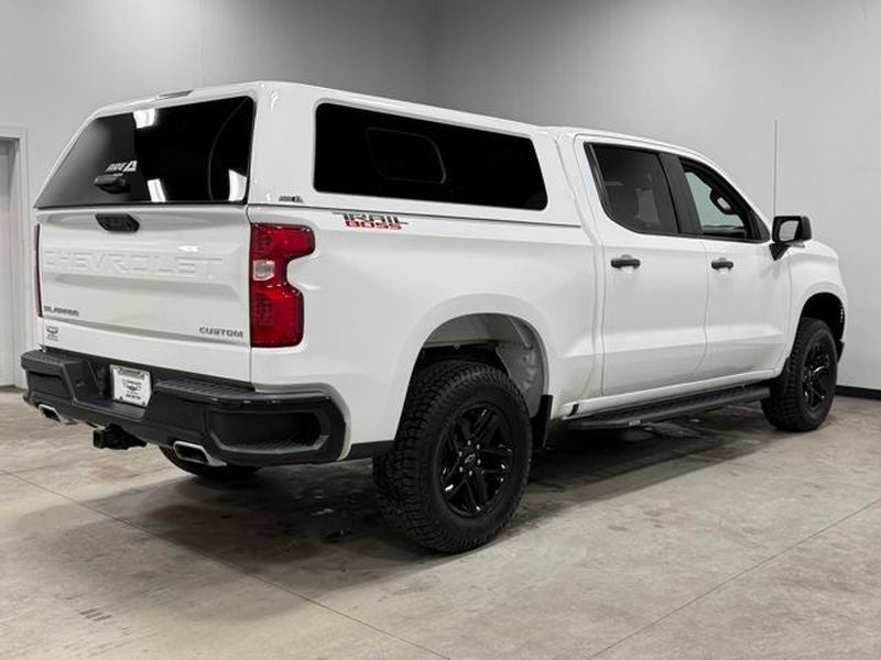2022 Chevrolet Silverado Custom Trail Boss