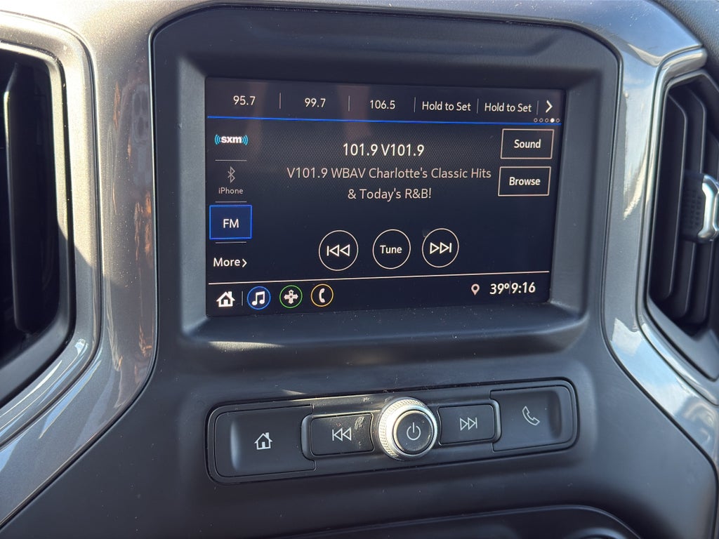 2020 Chevrolet Silverado Custom