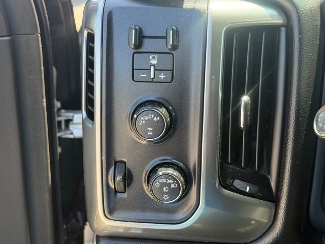 2018 Chevrolet Silverado 1500 LT LT1