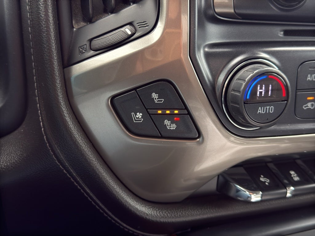 2017 Chevrolet Silverado High Country