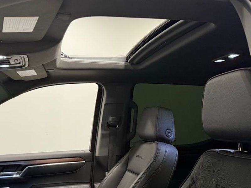 2025 GMC Sierra Denali