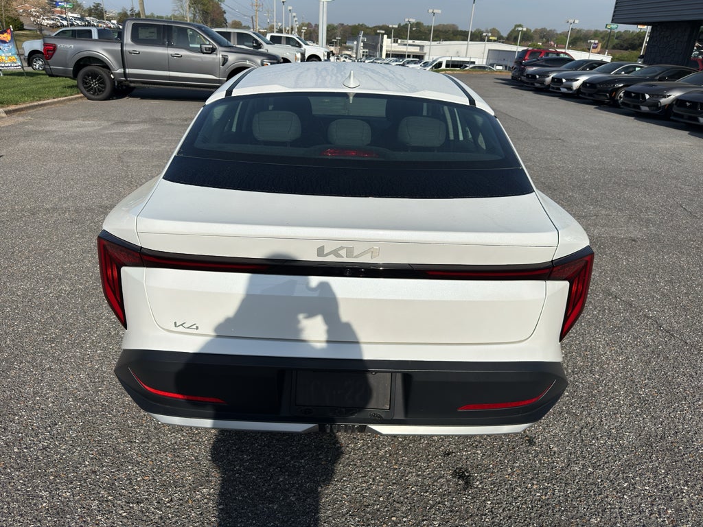 2025 Kia K4 EX