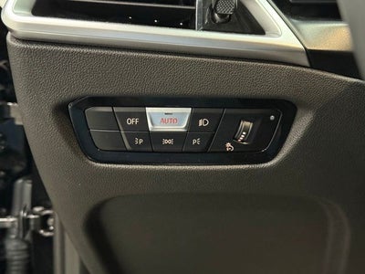 2025 BMW 3 Series 330i