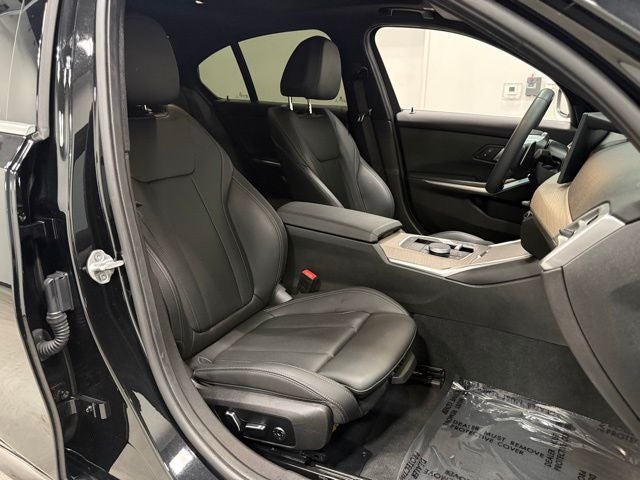 2025 BMW 3 Series 330i